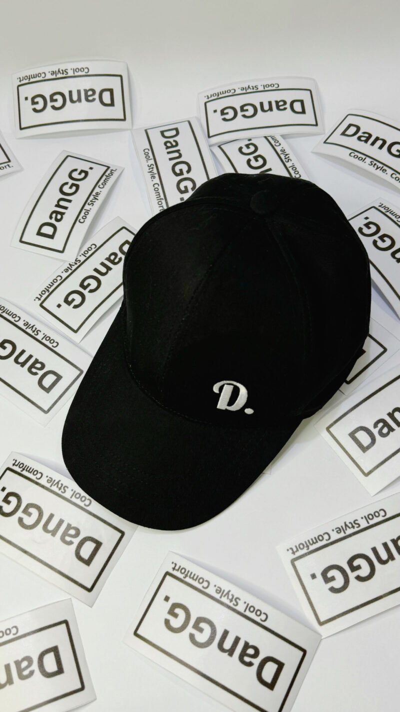 Dazzling D. Black Cap - Image 2